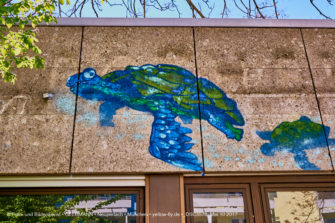 21.03.2017 - Abrissbaustelle Quiddezentrum in Neuperlach